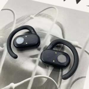 jbl soundgear wireless earbuds black