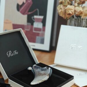 refa caxa ray​ facial roller