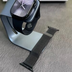 apple watch s10 black & white